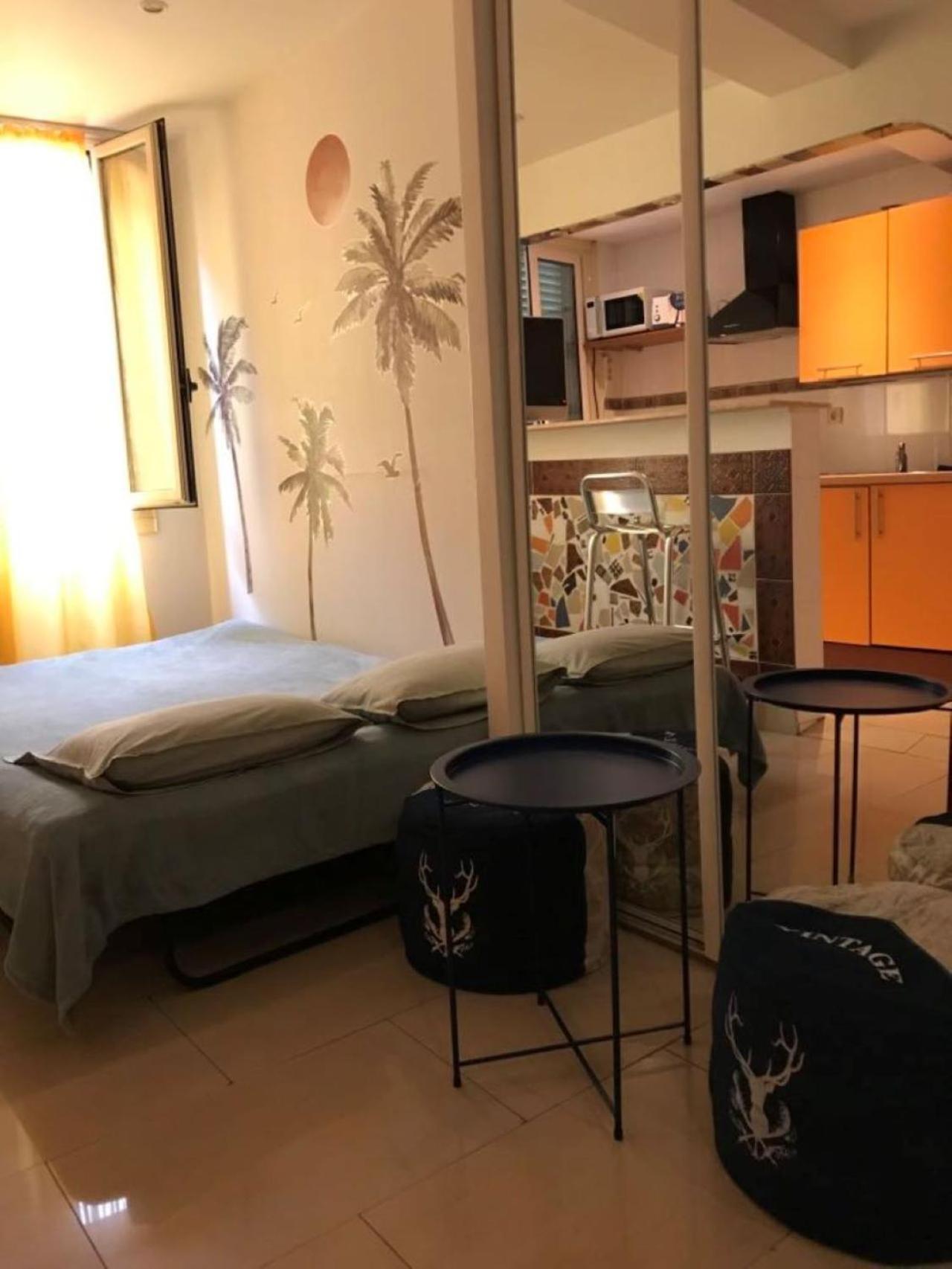 Summer Beach Studio, 4 Persons, Mobile Ac, Old Town Ницца Экстерьер фото